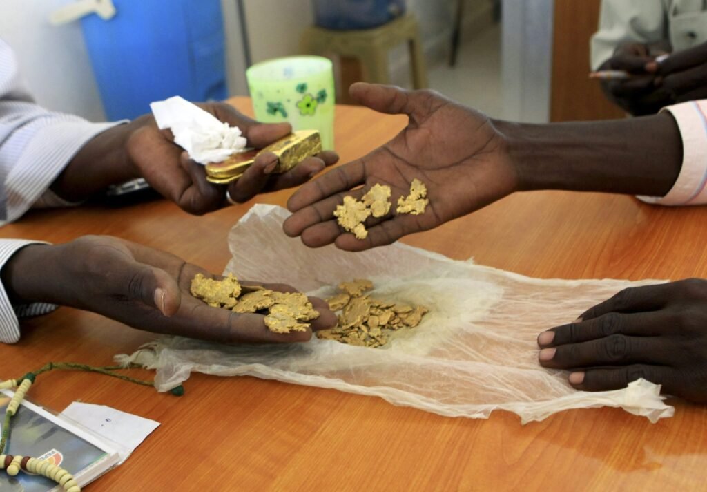 Imgi 9 2013 10 08T120000Z 1459186479 GM1E9A80O4X01 RTRMADP 3 SUDAN DARFUR GOLD scaled